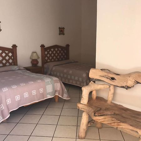 Hotel Puesta Del Sol Креел Екстериор снимка