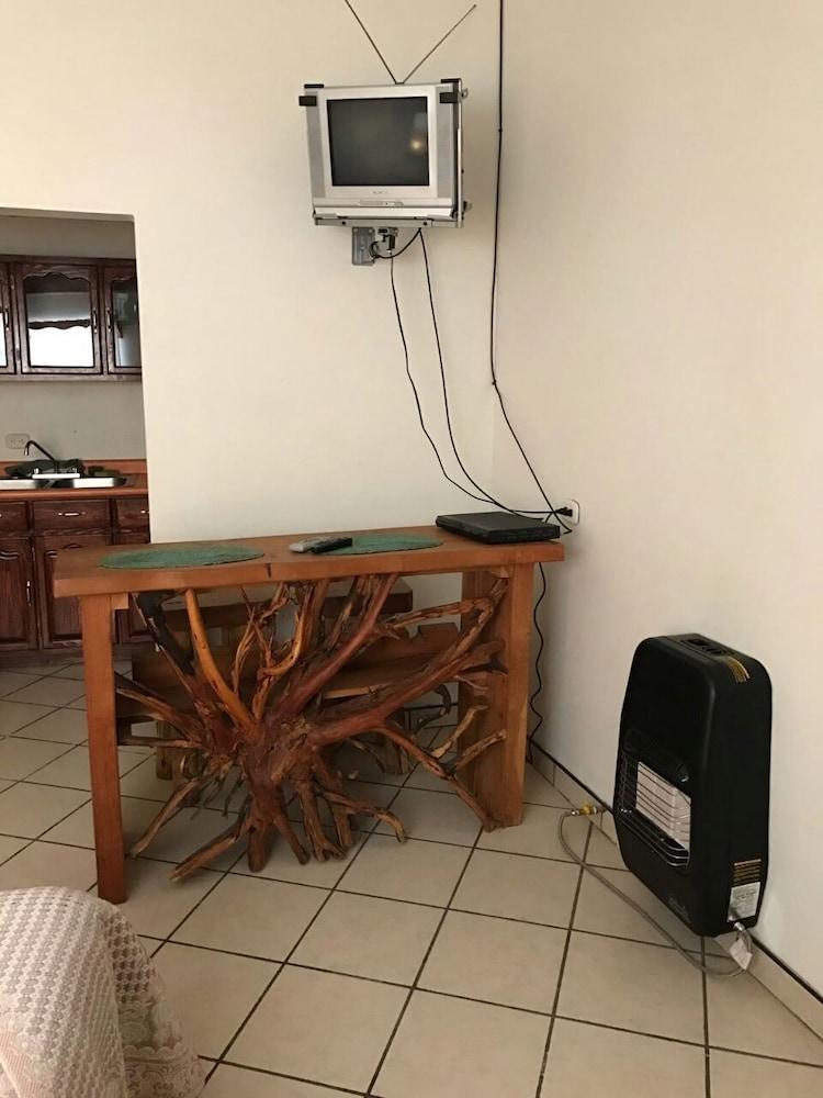 Hotel Puesta Del Sol Креел Екстериор снимка